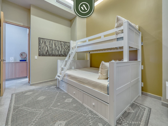 Room 4, Harbor 171 Torre Sur Ph14002, Puerto Vallarta