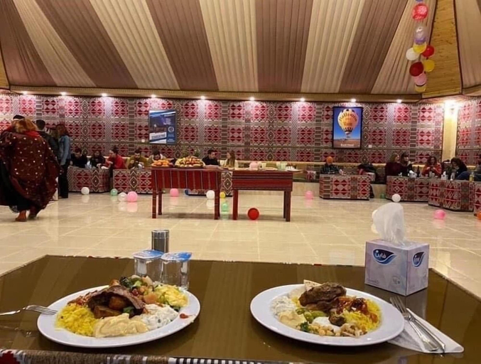 Food & Drinks, Sand star camp, Quaira