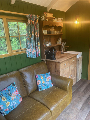 Others 5, The Goose Nest luxury lakeside shepherd hut in Cardinham Woods, Cornwall, Cornwall