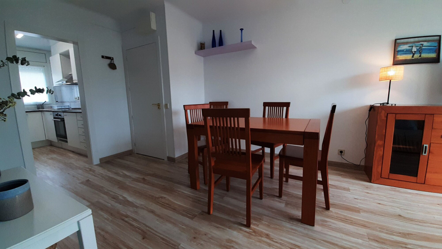Room 2, Costa Brava E-3 in Calella de Palafrugell, Girona
