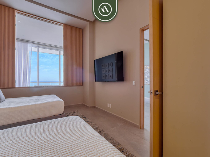 Room 5, Harbor 171 Torre Sur Ph14002, Puerto Vallarta