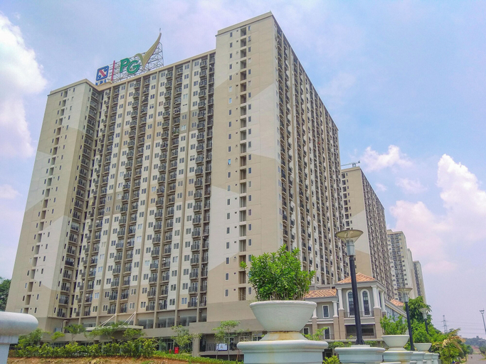 Exterior & Views 2, Comfort and Simply Studio Apartment at Podomoro Golf View, Bogor