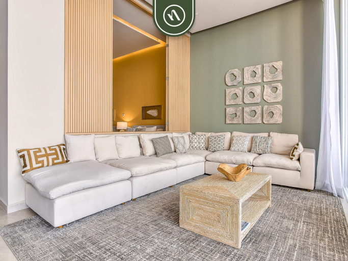 Room 3, Harbor 171 Torre Sur Ph14002, Puerto Vallarta