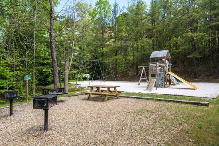Room 3, Mountain Views Indoor Pool Access Sauna Access, Sevier