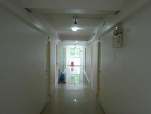 Others 3, Ben Place, Bang Khun Thian