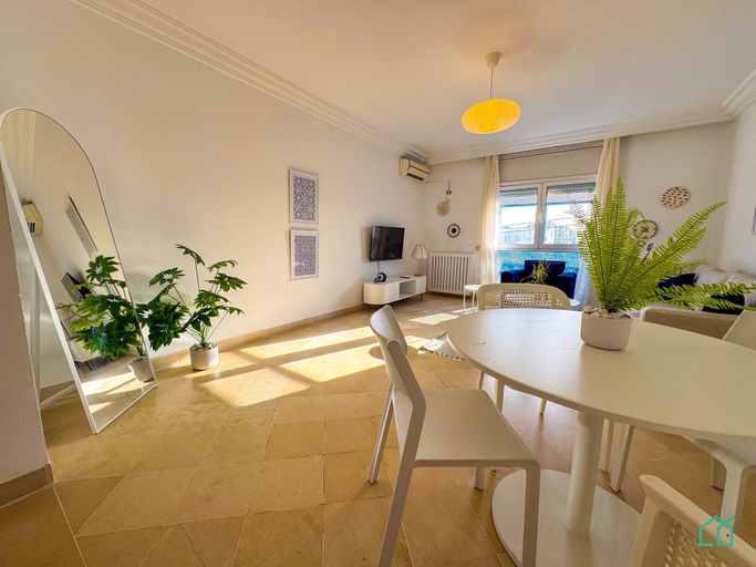 Room 2, Coste Sidi Bou Said A3 Spacious and Central, Carthage