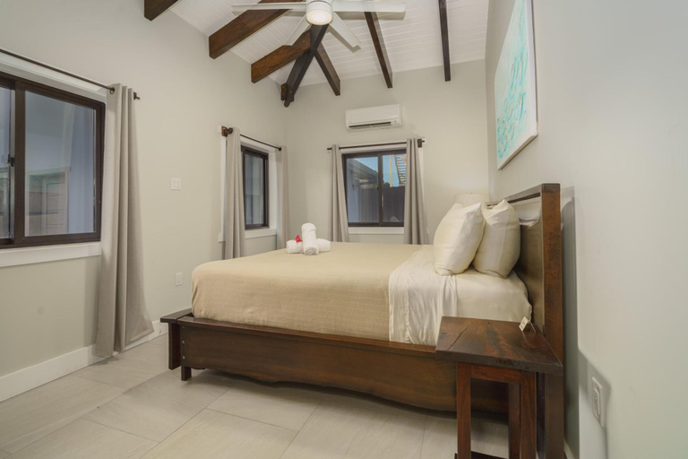Bedroom 3, Casa de Wilson - 5 Bedroom Beachfront Villa