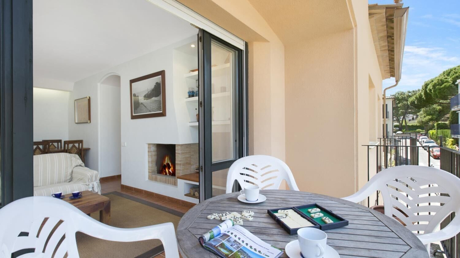 Room 4, Sarrio in Llafranc With 2 Bedrooms and 2 Bathrooms, Girona