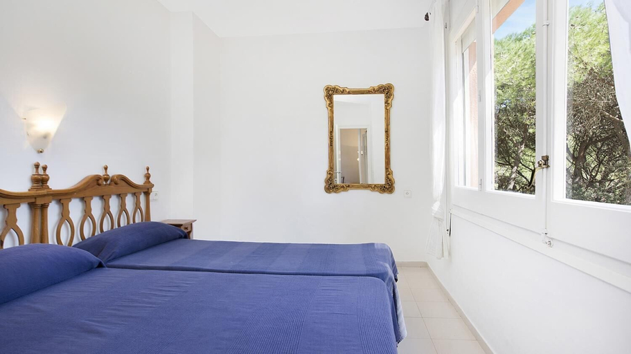 Room 5, Carena Pl in Llafranc, Girona