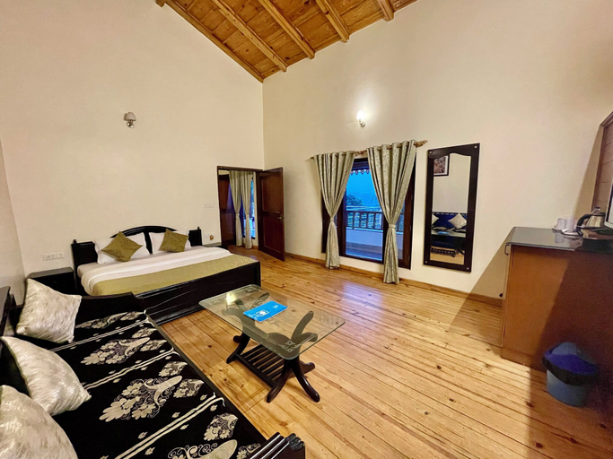 Others 3, Shri Shail Inn, Nainital