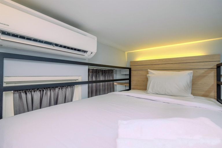 Bedroom 3, Enjoy and New Furnished Studio at Podomoro Golf View Apartment, Bogor