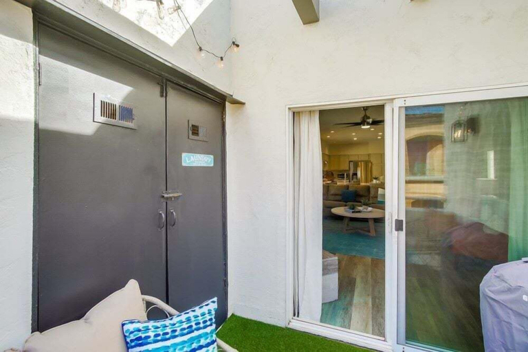 Others 5, Coastal Escape, San Diego