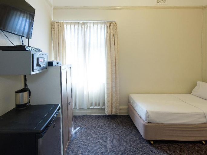 Bedroom 9