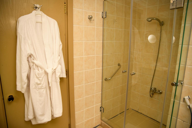 Bathroom 4, Tropitel Dahab Oasis, Dahab