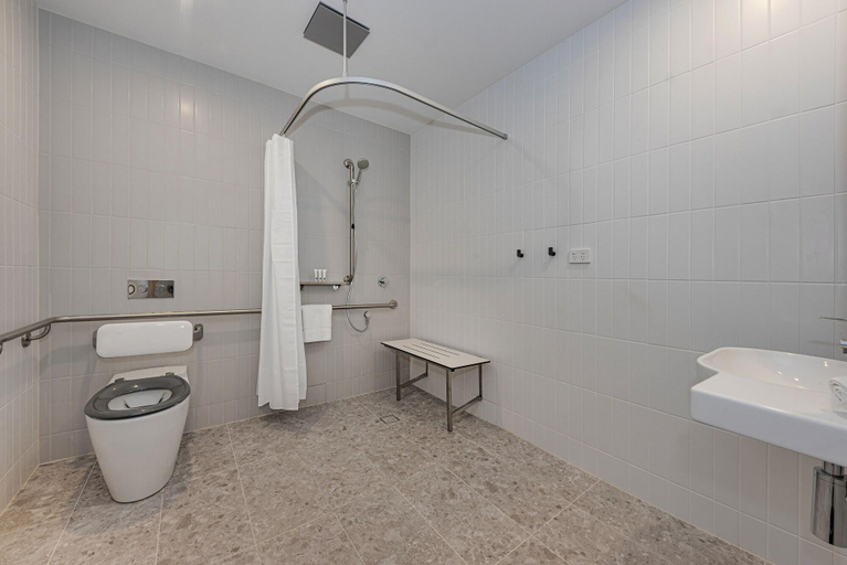 Bathroom 4, Littomore Suites Kingswood, Penrith - East