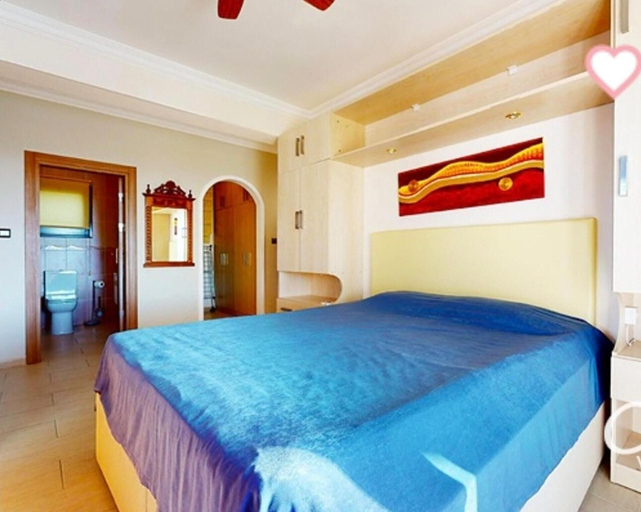 Room 2, Marina Magic Sunset Villa-pool-parking-3br