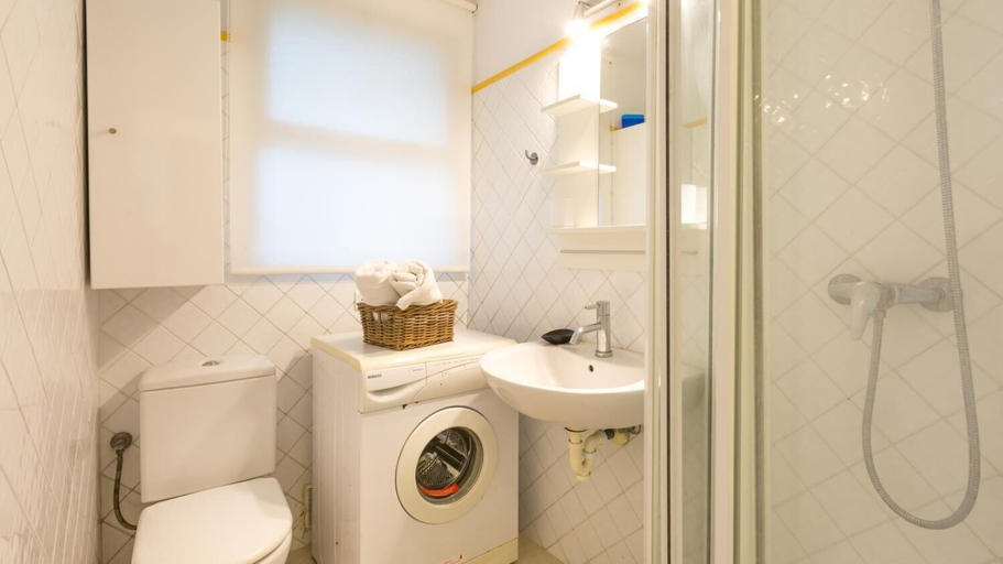 Room 4, Cliper H-2 in Llafranc, Girona