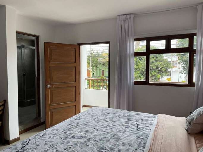 Room 3, Huanchacostudio/kingbed/balcony/tv/wifi, Trujillo