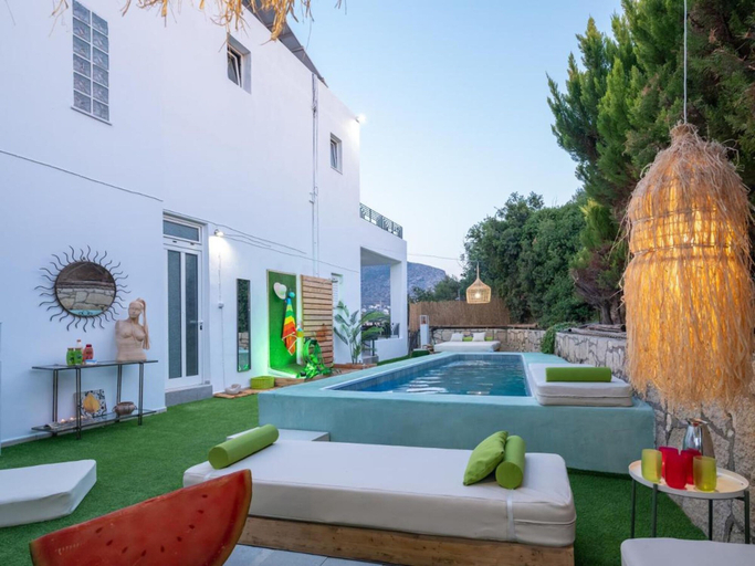 Room 4, White House Chersonisos With Private Swimming Pool, Crete