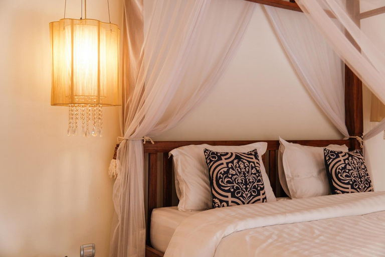 Luxurious Villa Capung Tanah Lot, Tabanan
