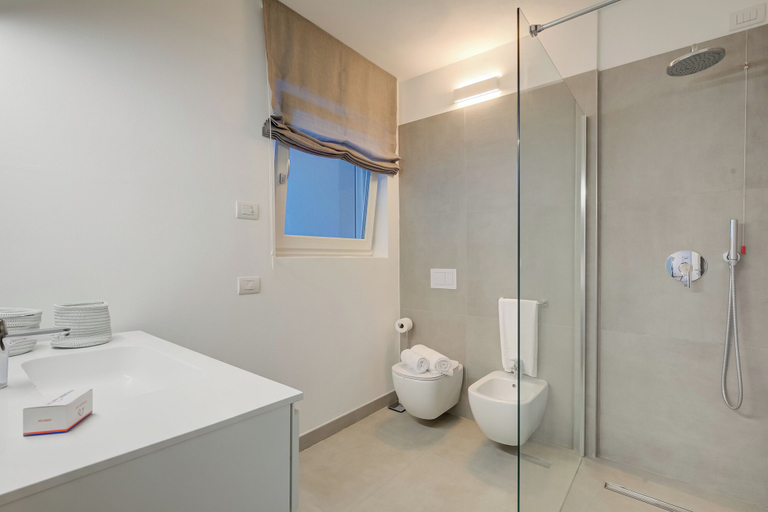 Bathroom 3, Residenza Al Lago, Trento