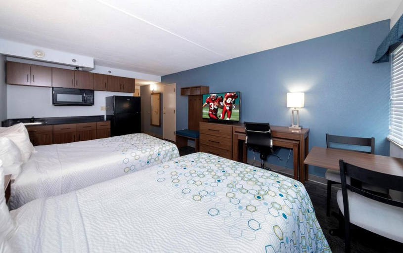 Bedroom 4, HomeTowne Studios by Red Roof LaGrange, Troup