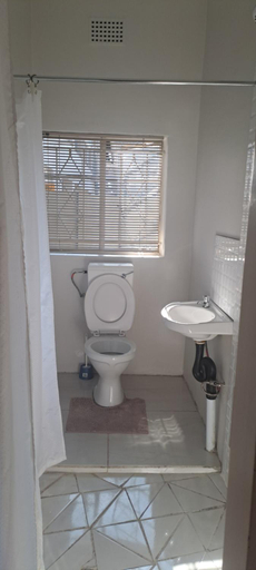 Others 2, The Best Moments guesthouse, Bojanala