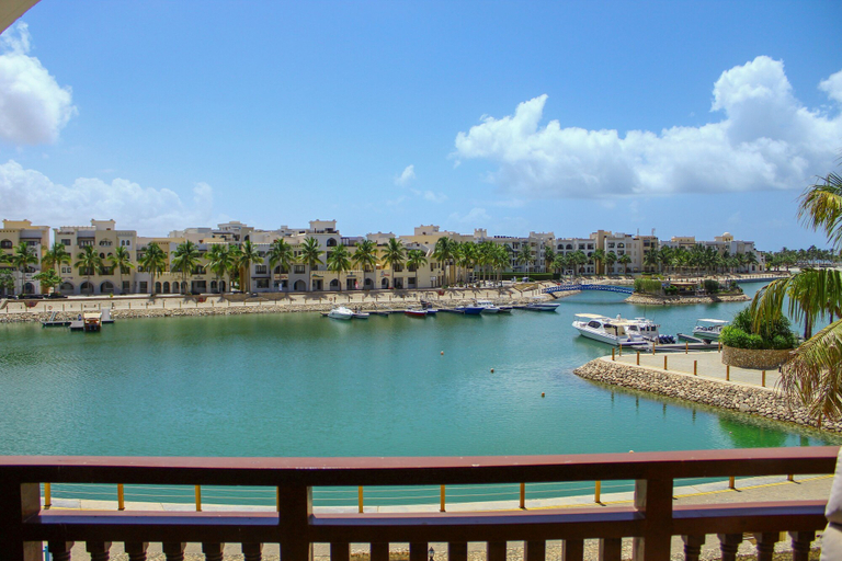 Room 4, Exclusive 3-bedroom Marina Escape, Taqah