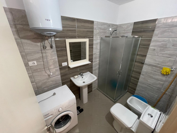 Others 3, E.I.R Apartments, Vlorës