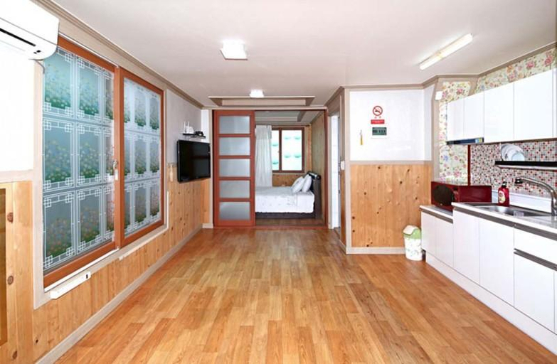 Others 3, Sokcho Haemaleum Pension, Sokcho