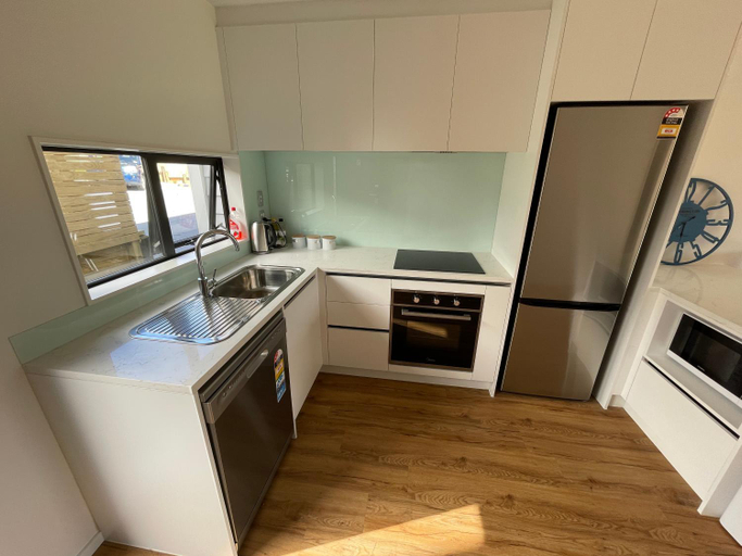 Others 4, Modern Home By The Reserve, Waitakere
