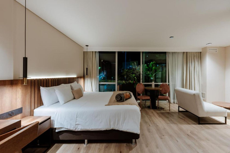 Room 2, w Loft Superior City View Low Floor, Medellín