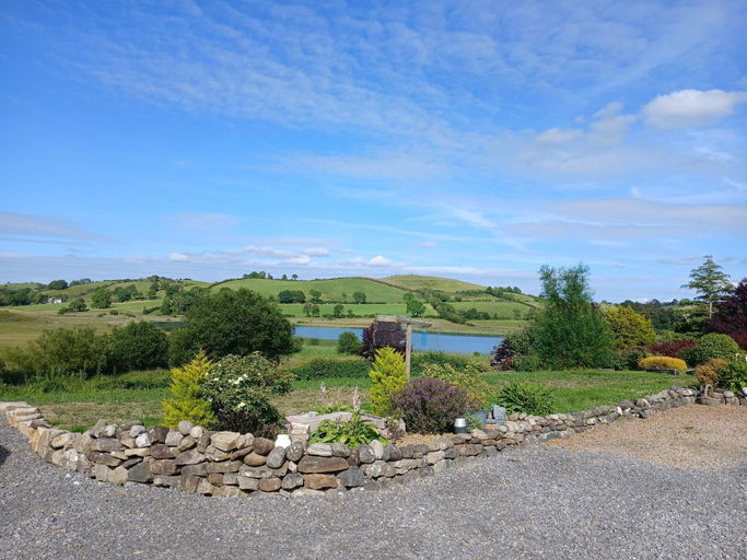 Others 5, Comfortable Mobile Home in the Countryside