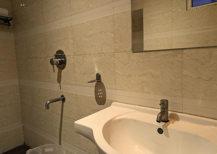 Bathroom 8