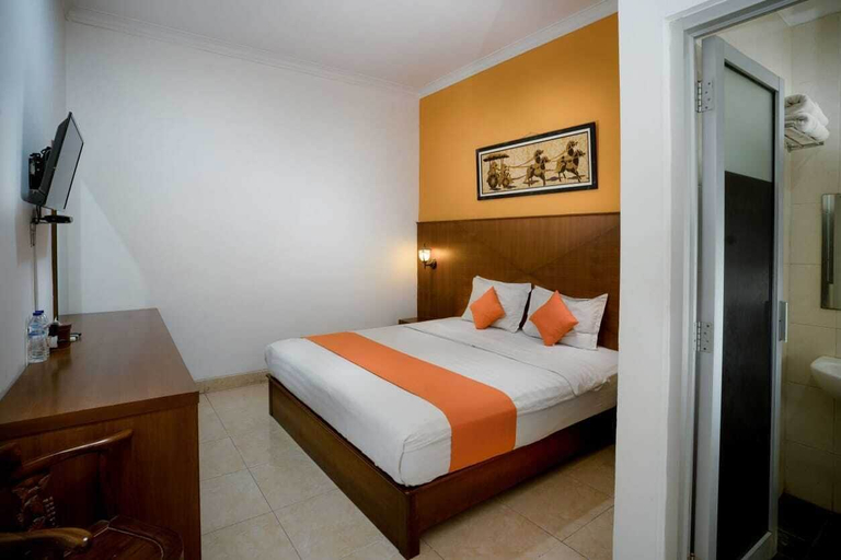 Bedroom 12