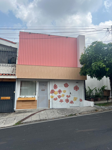 Others 4, Casa 46 - Escalon, San Salvador
