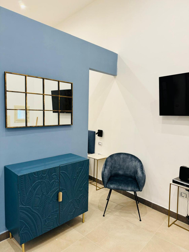 Others 3, Art Suite San Liborio, Napoli