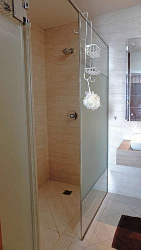 Bathroom 4