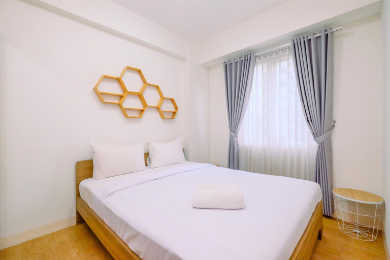 Bedroom 1, Homey and Restful 2BR Podomoro Golf View Apartment, Bogor