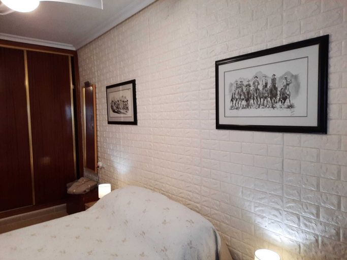 Room 2, Comfortable 3-bed House, Bungalow, Murcia