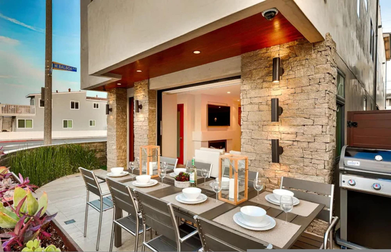Room 4, 3 BR Roof Deck Ocean Views Hot Tub Beach Block, Orange