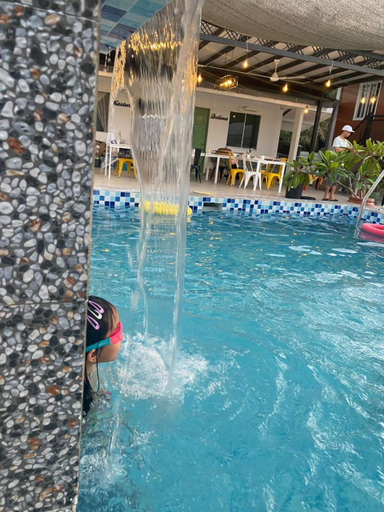 Sport & Beauty 2, TerriFig Homestay with Private Pool, Kulim