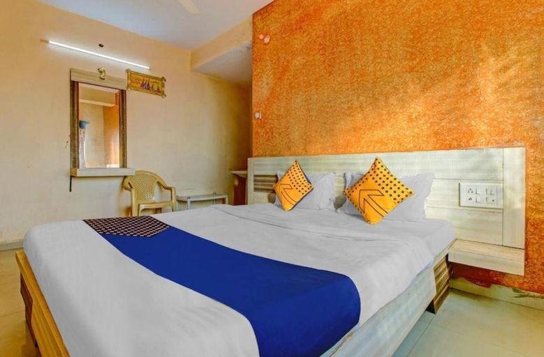 Others 3, durga ashirwad guest house, Haora