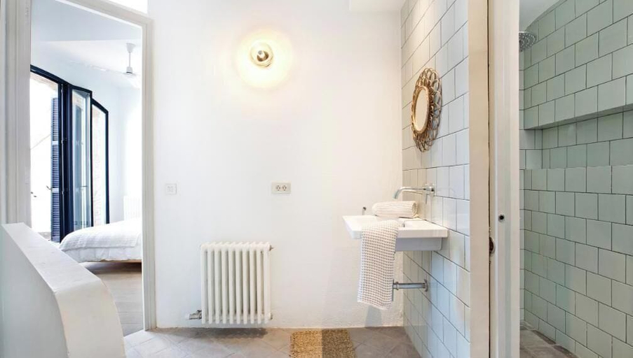 Room 5, Mirador in Llafranc With 4 Bedrooms and 4 Bathrooms, Girona
