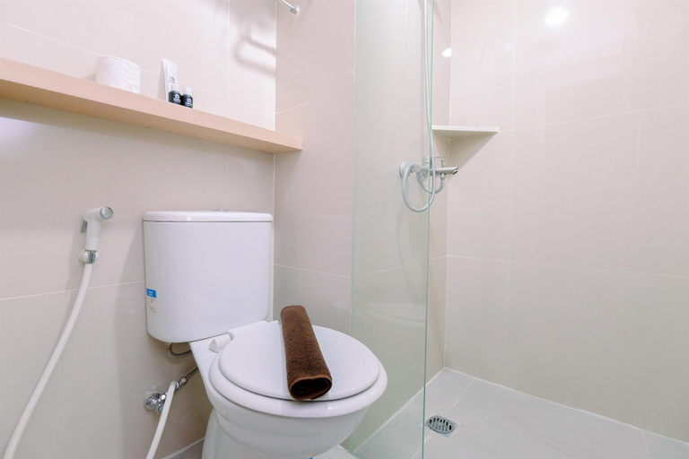 Bathroom 3, Serene Designed 2BR at Podomoro Golf View Apartment, Bogor