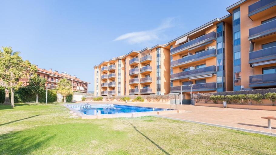 Room 2, Santa Cristina 2 in Lloret de Mar, Girona