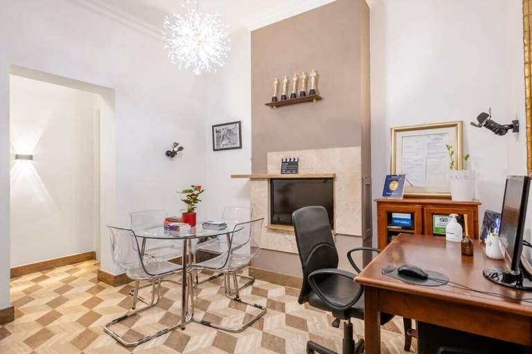 Others 5, The Five Oscars Inn, Rome
