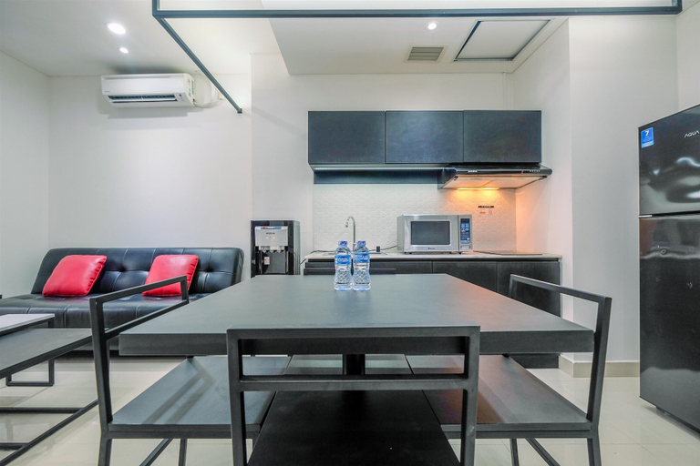 Dining Room 10