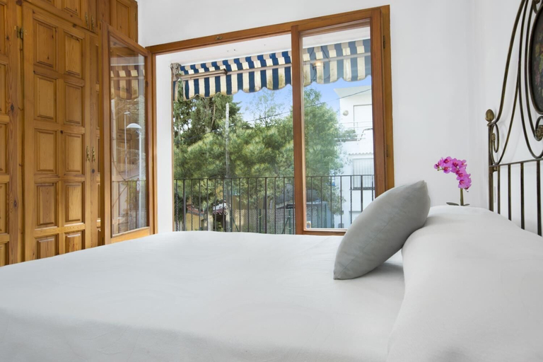Room 2, Bravo in Llafranc With 3 Bedrooms and 1 Bathrooms, Girona