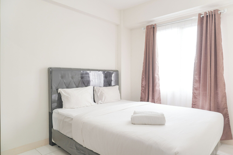 Comfy Stay 2BR at Podomoro Golf View Apartment, Bogor